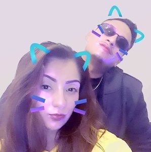 Meet your Posher, Alexis